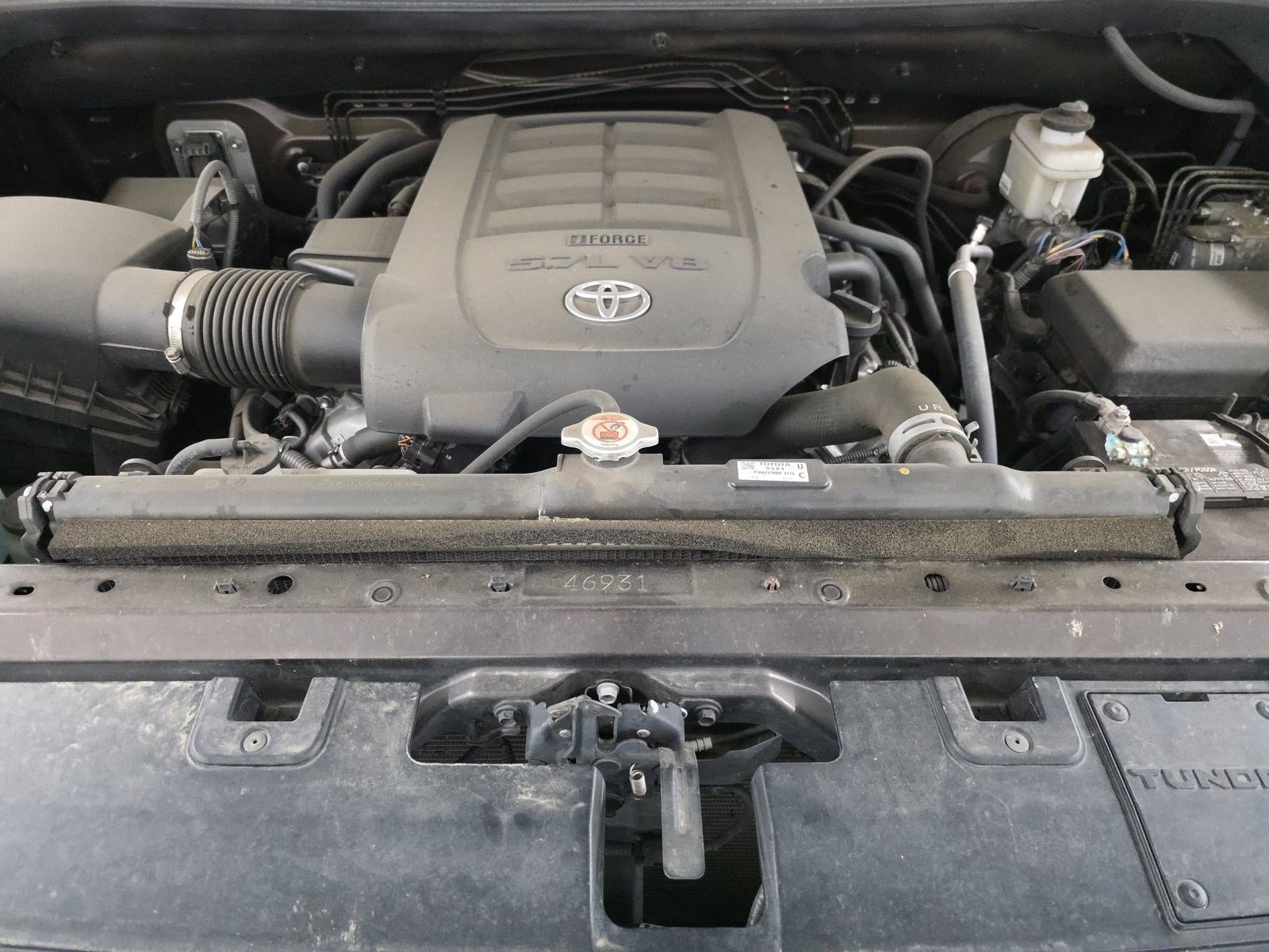 Used 2020 Toyota Tundra Limited w/ Limited Premium Package image 15