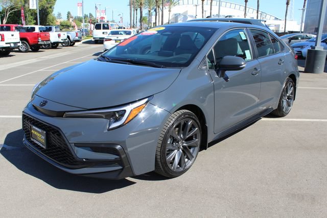 Certified 2026 Toyota Corolla SE FWD image 4