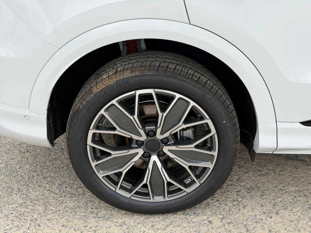 New 2026 Audi Q5 Premium Plus AWD/4WD image 6