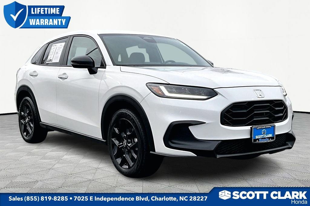 Used 2023 Honda HR-V Sport image 1