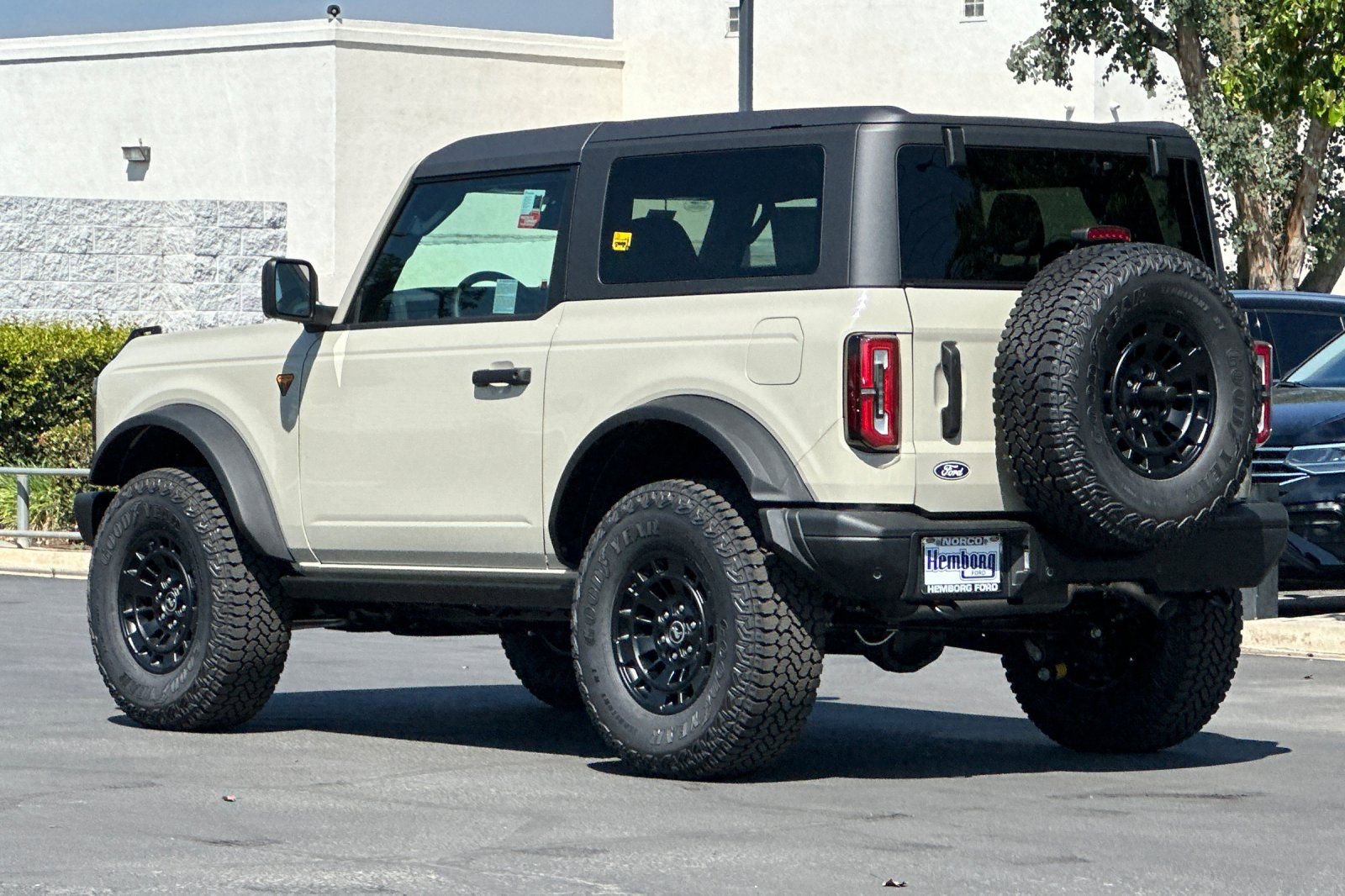 New 2026 Ford Bronco Badlands image 6
