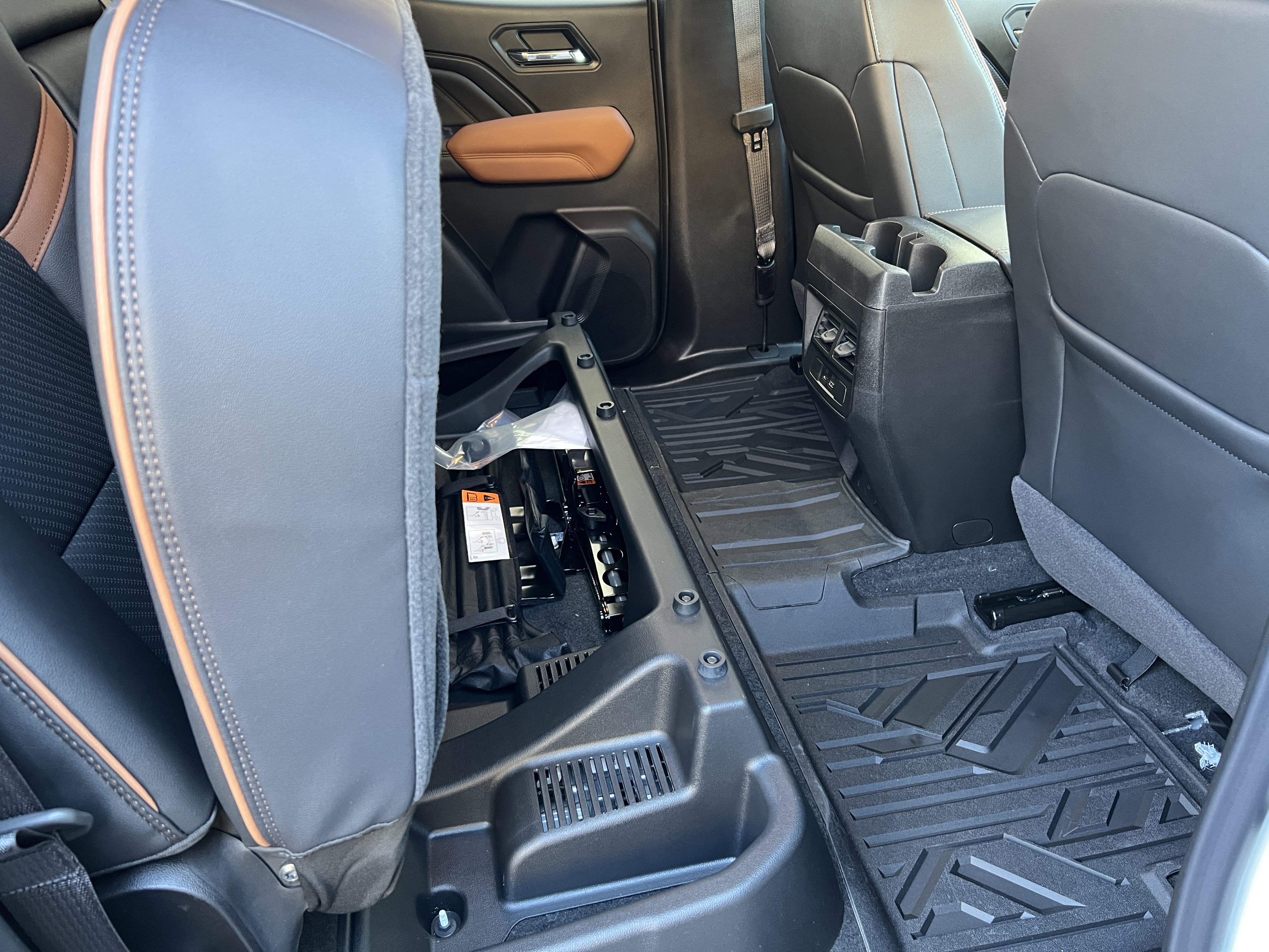 New 2026 GMC Canyon AT4 w/ Technology Plus Package image 19