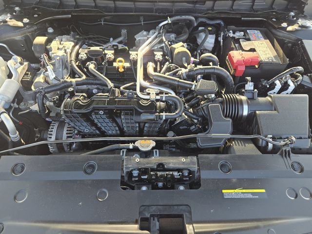 Used 2025 Nissan Altima 2.5 SV FWD image 31