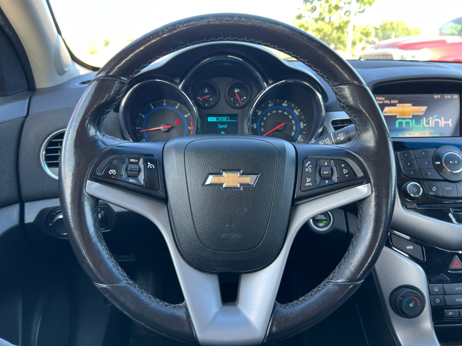Used 2016 Chevrolet Cruze LTZ FWD image 9