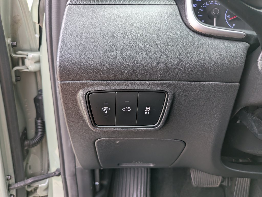 Used 2022 Hyundai Santa Cruz SEL FWD image 27