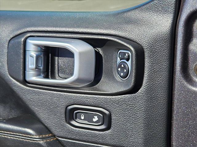 Used 2021 Jeep Gladiator Overland AWD/4WD image 10