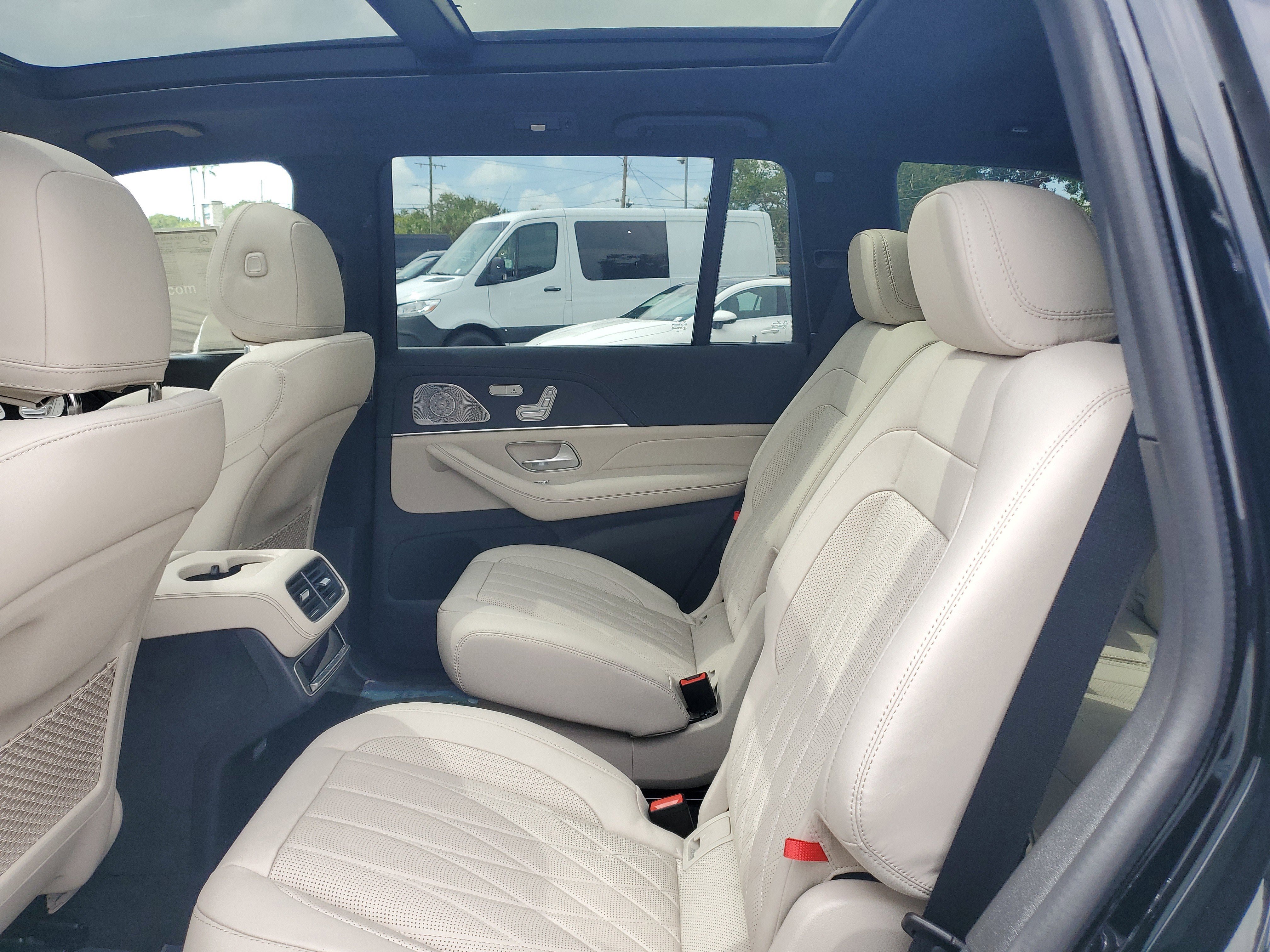 New 2026 Mercedes-Benz GLS 63 AMG 4MATIC image 12