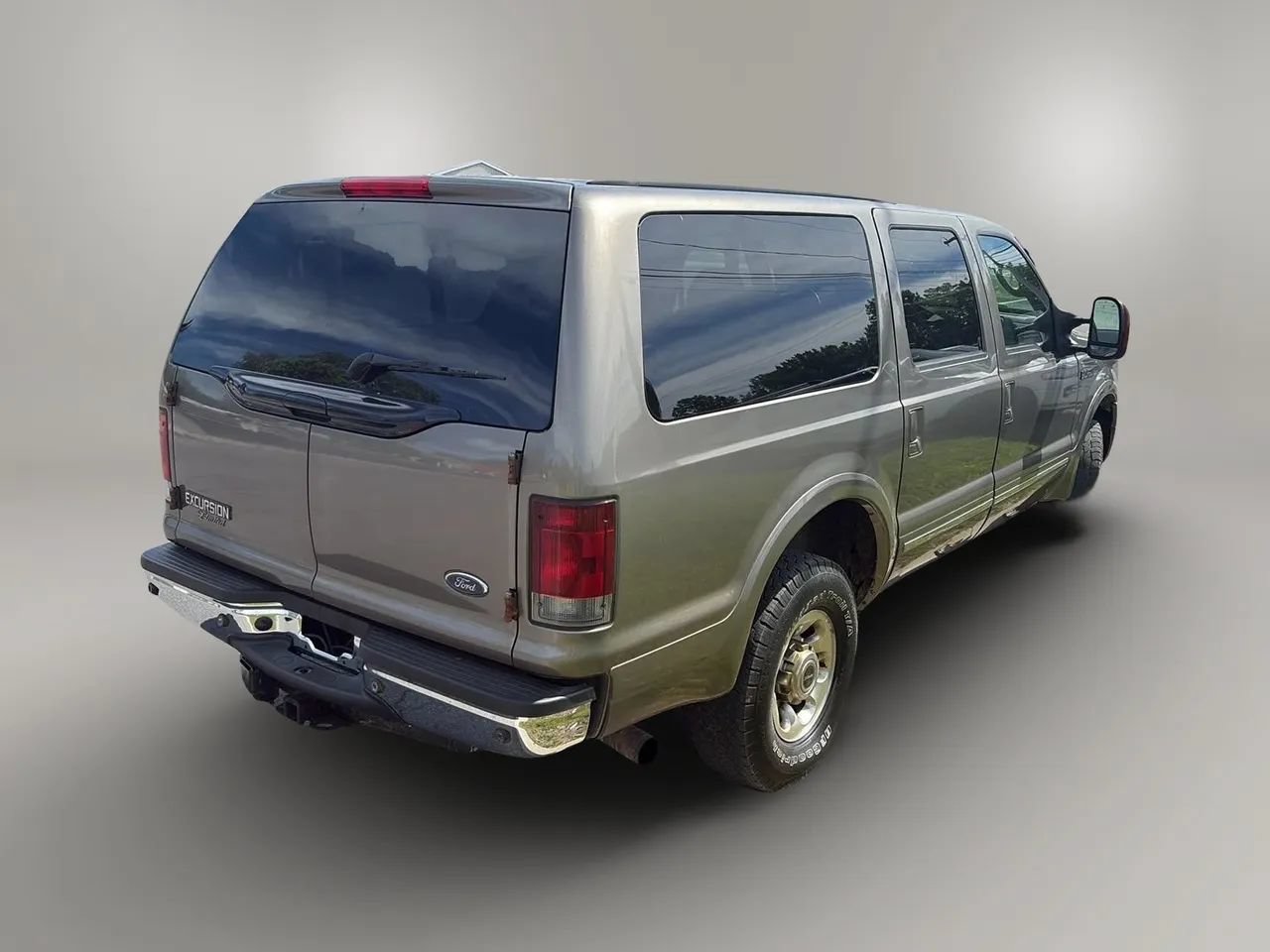 Used 2005 Ford Excursion Limited AWD/4WD image 7