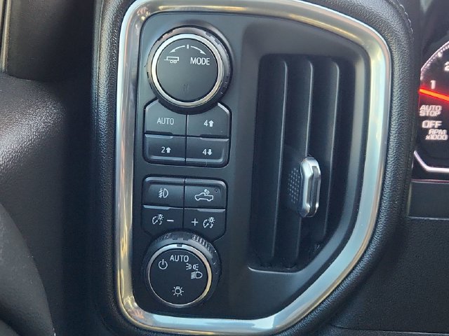 Used 2021 Chevrolet Silverado 1500 LT Trail Boss w/ Convenience Package II AWD/4WD image 37