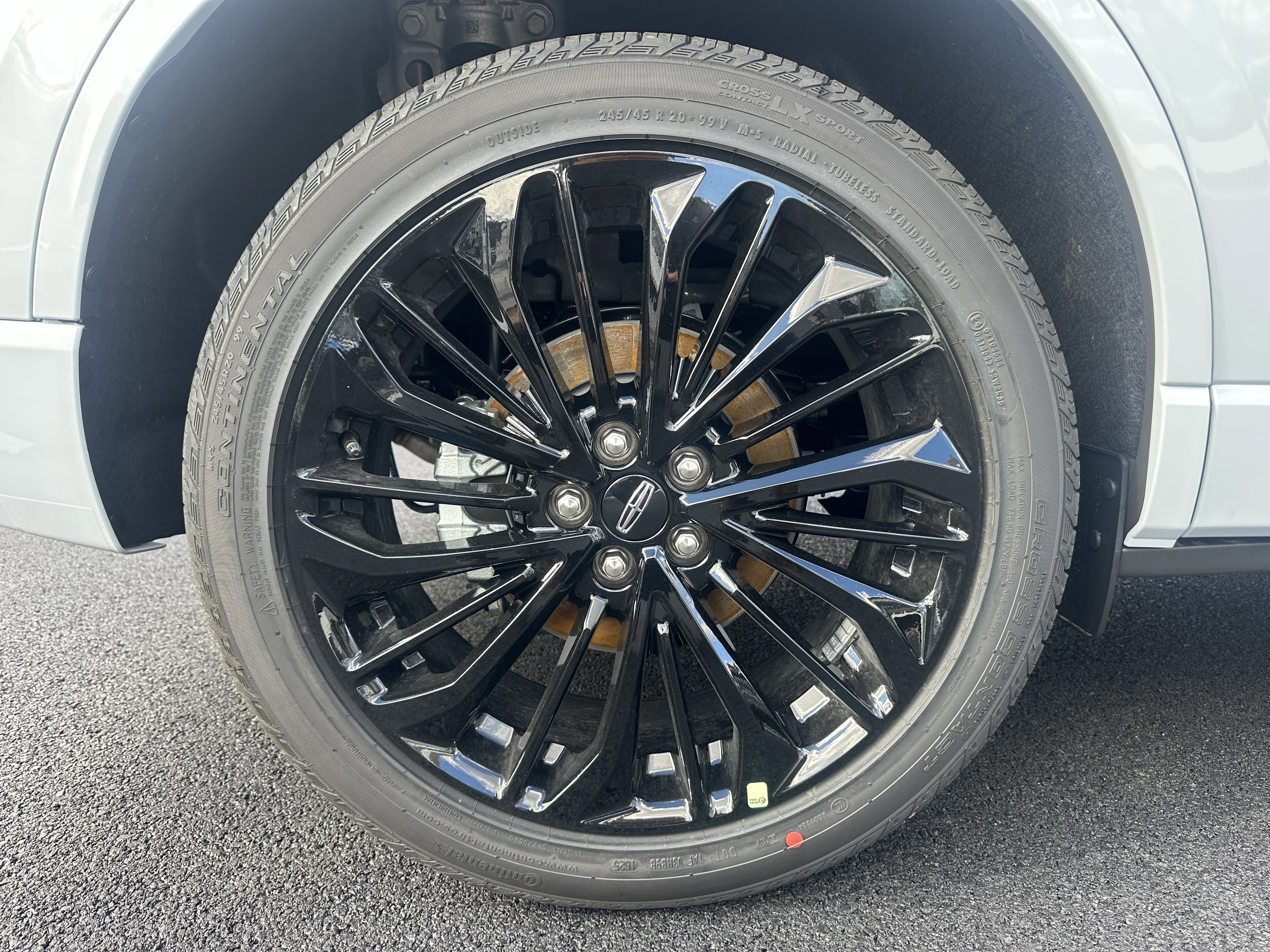 New 2026 Lincoln Corsair Premiere image 20