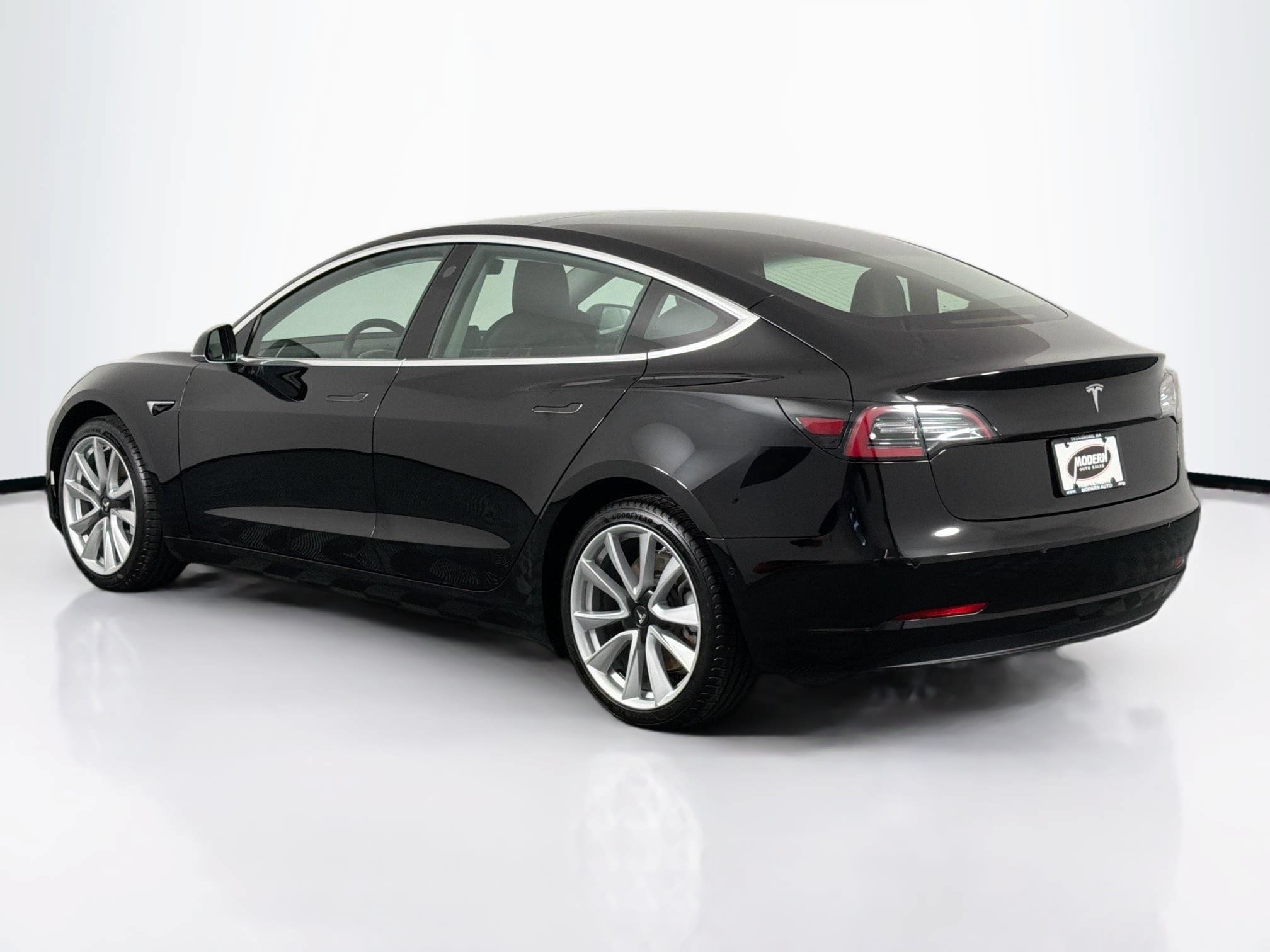 Used 2019 Tesla Model 3 Standard Range Plus RWD image 13