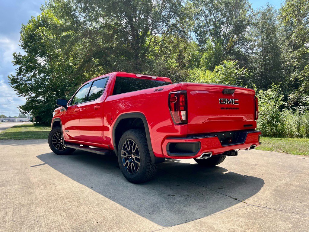 New 2026 GMC Sierra 1500 Elevation w/ LPO, Elevation Black Package image 7