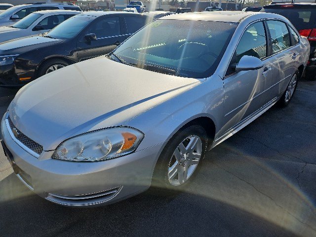 Used 2015 Chevrolet Impala LT w/ LT Sunroof Package FWD image 4
