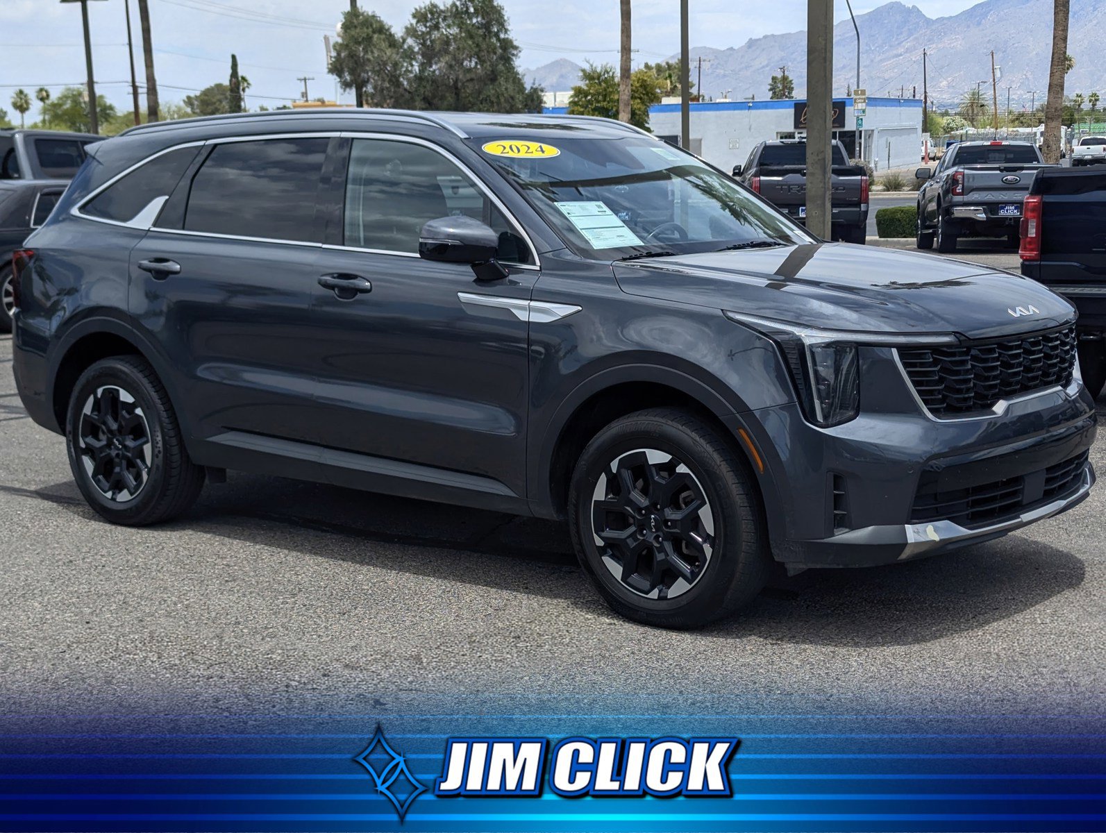 Used 2024 Kia Sorento S AWD/4WD image 1