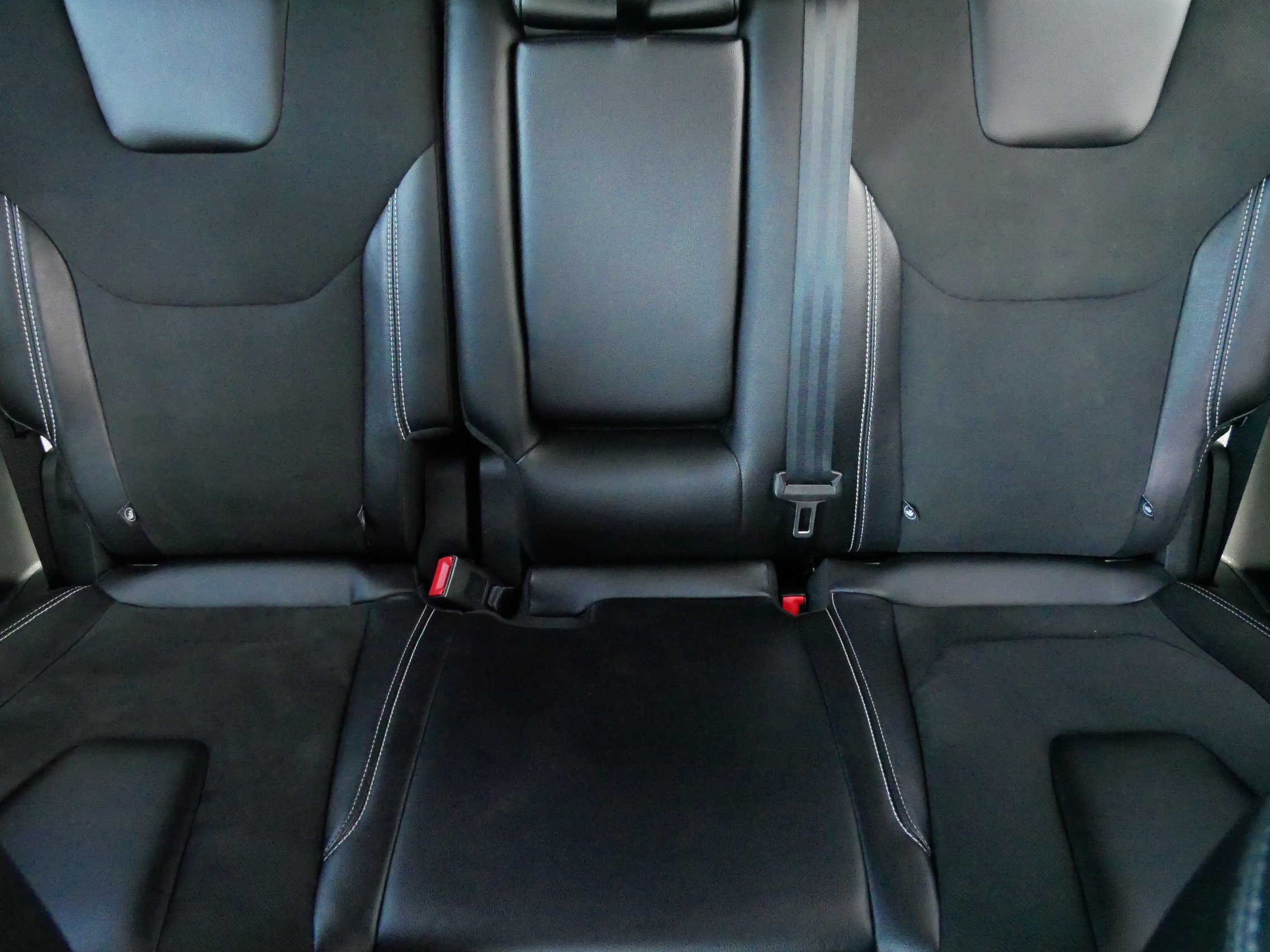 Used 2022 Ford Edge ST w/ Equipment Group 401A AWD/4WD image 13