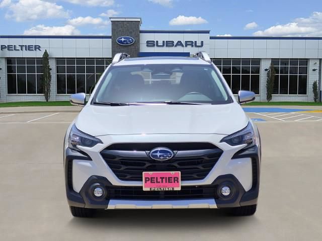Used 2025 Subaru Outback Touring AWD/4WD image 2