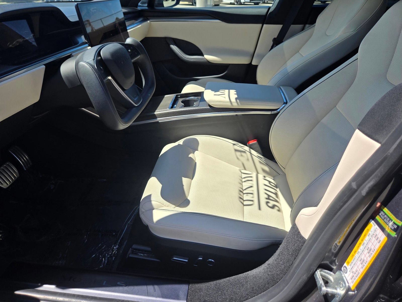 Used 2021 Tesla Model S Plaid AWD/4WD image 12