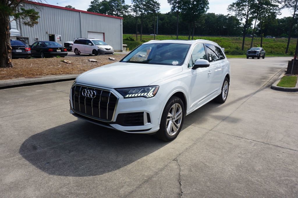 Used 2024 Audi Q7 3.0T Premium Plus AWD/4WD image 24