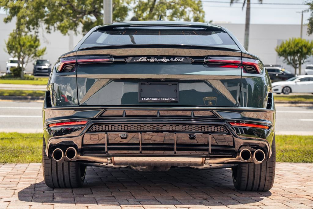 Used 2024 Lamborghini Urus S AWD/4WD image 4
