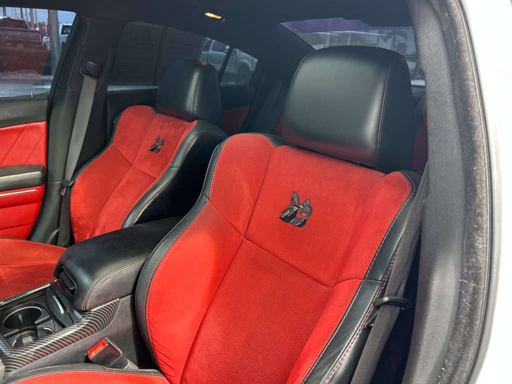 Used 2017 Dodge Charger R/T Scat Pack w/ Technology Group RWD image 21