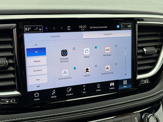 Used 2026 Chrysler Pacifica Limited image 32