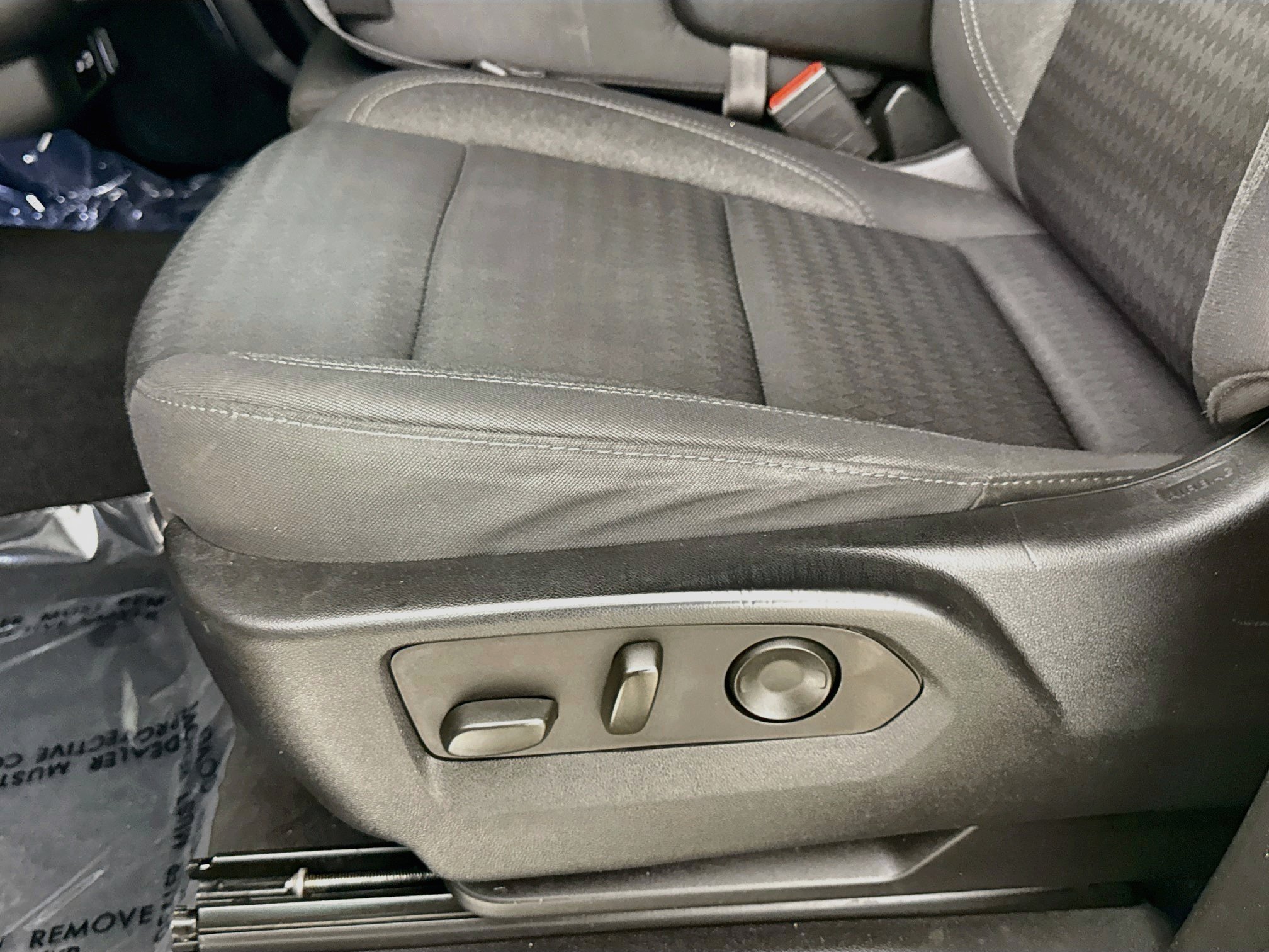 Used 2023 Chevrolet Suburban LS RWD image 21