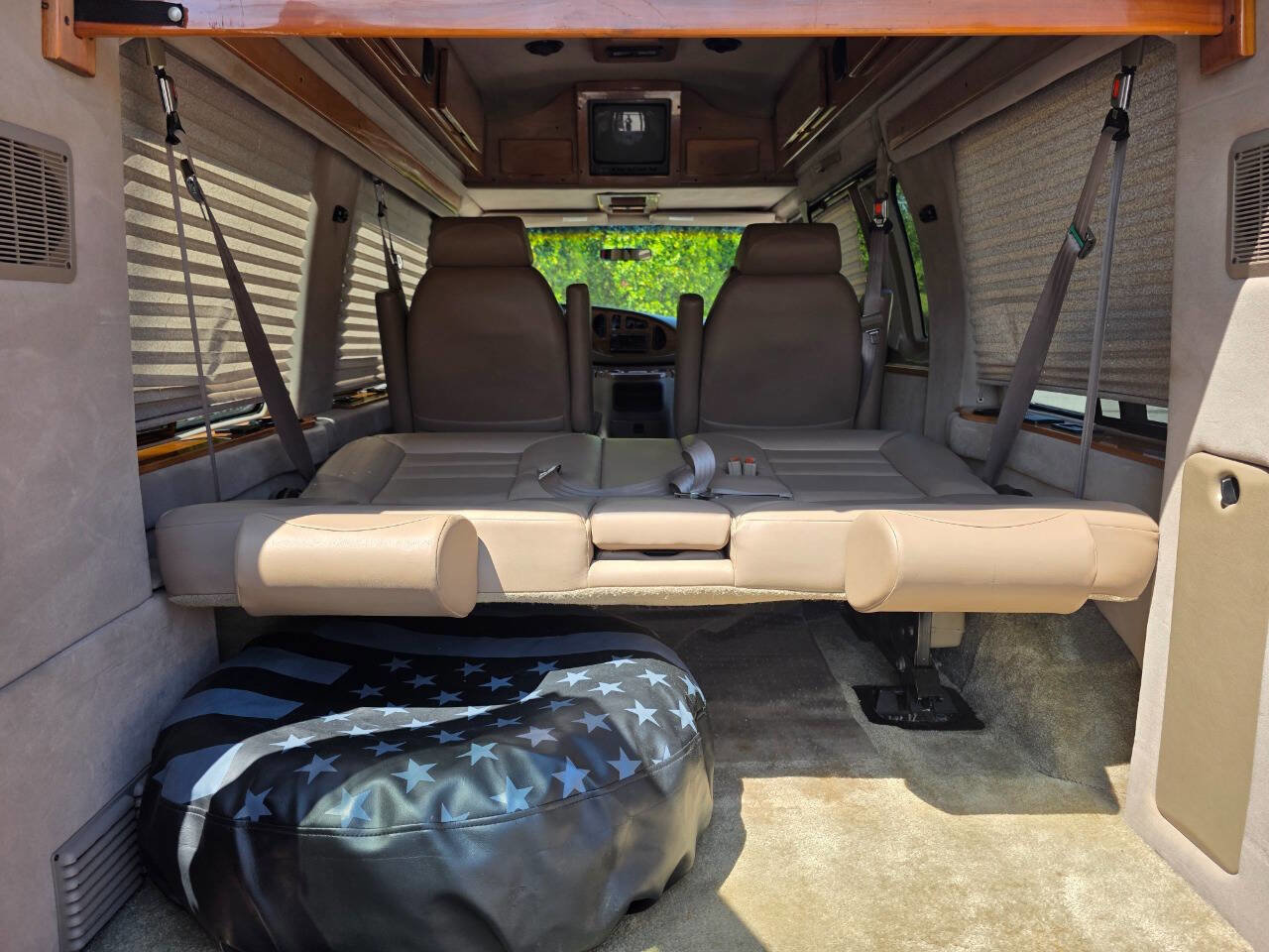 Used 2002 Ford E-150 and Econoline 150 image 32