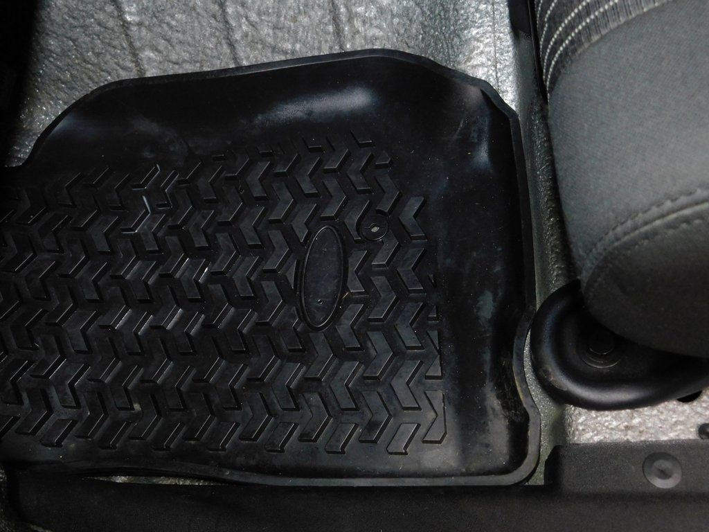 Used 2012 Jeep Wrangler Unlimited Sport image 41