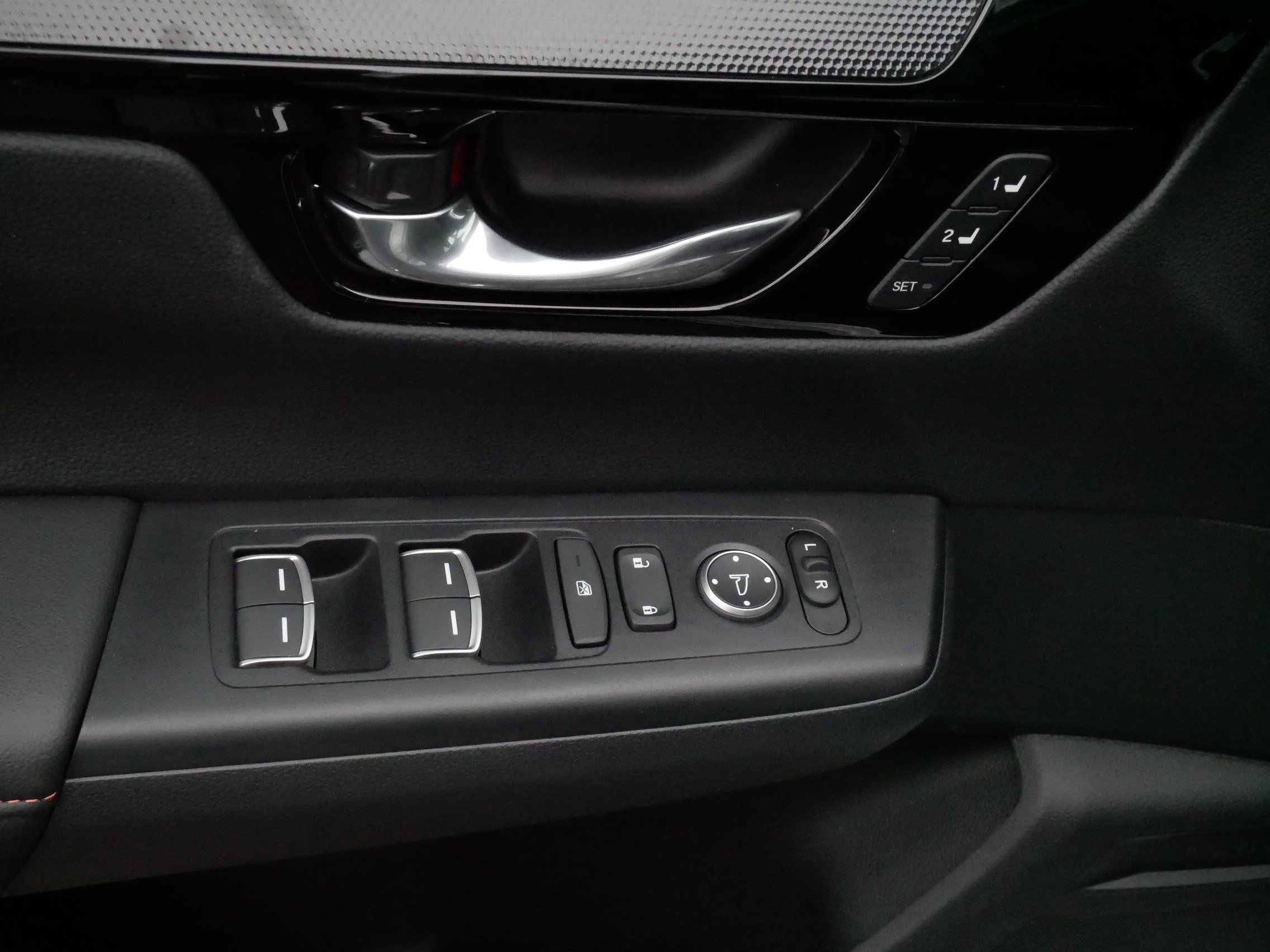 Certified 2026 Honda CR-V Sport Touring image 19