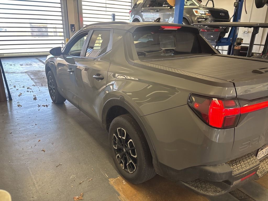 Used 2024 Hyundai Santa Cruz SEL w/ Activity Package image 3