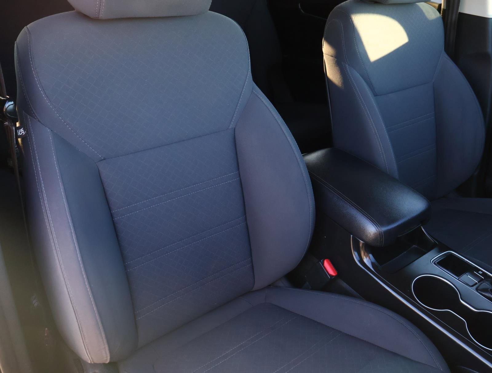 Used 2020 Kia Sorento LX image 16