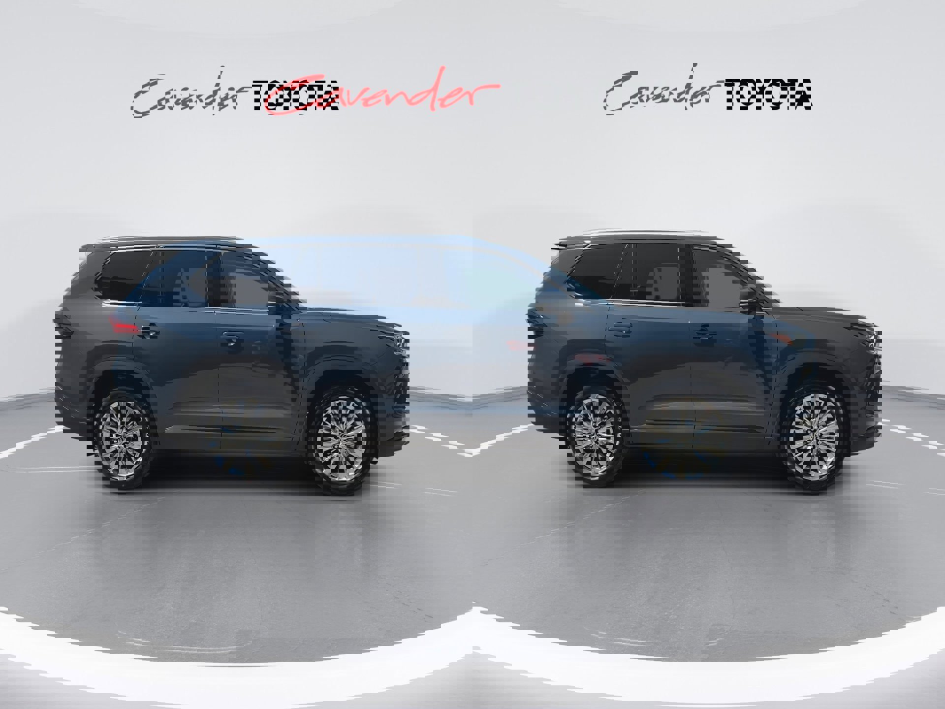 Used 2026 Toyota Grand Highlander Platinum image 9