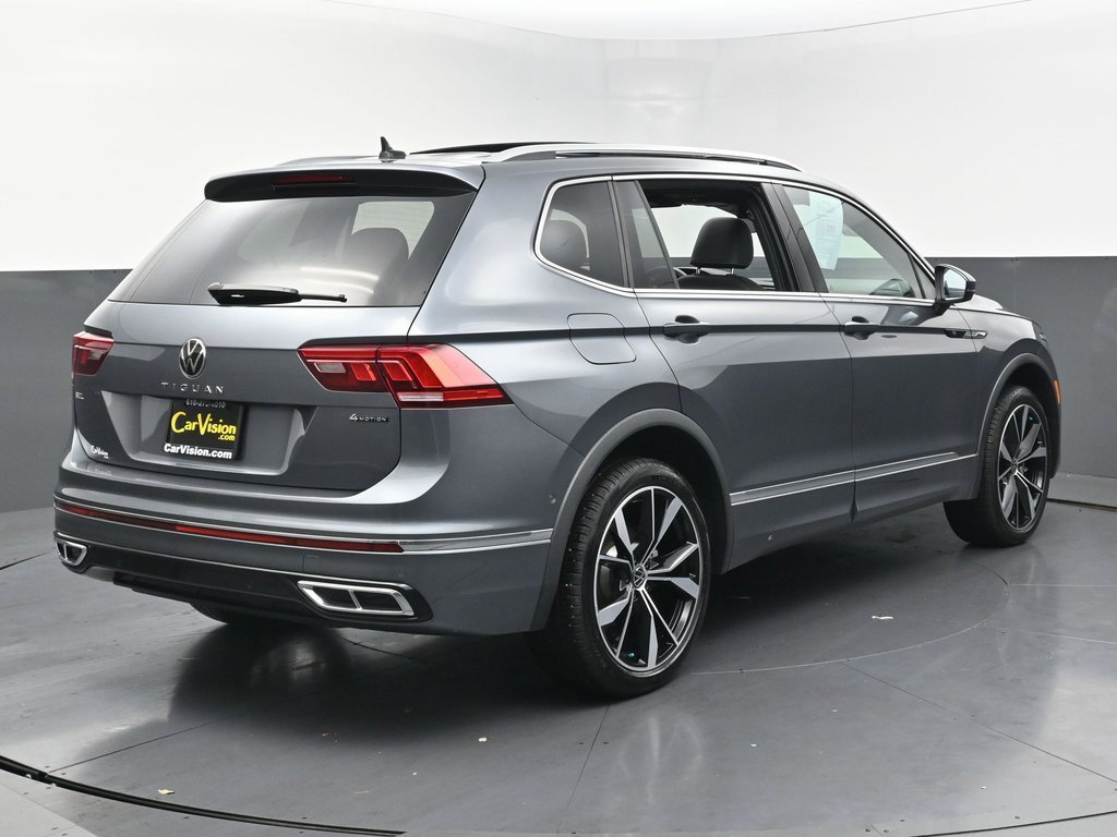 Used 2024 Volkswagen Tiguan SEL R-Line image 52
