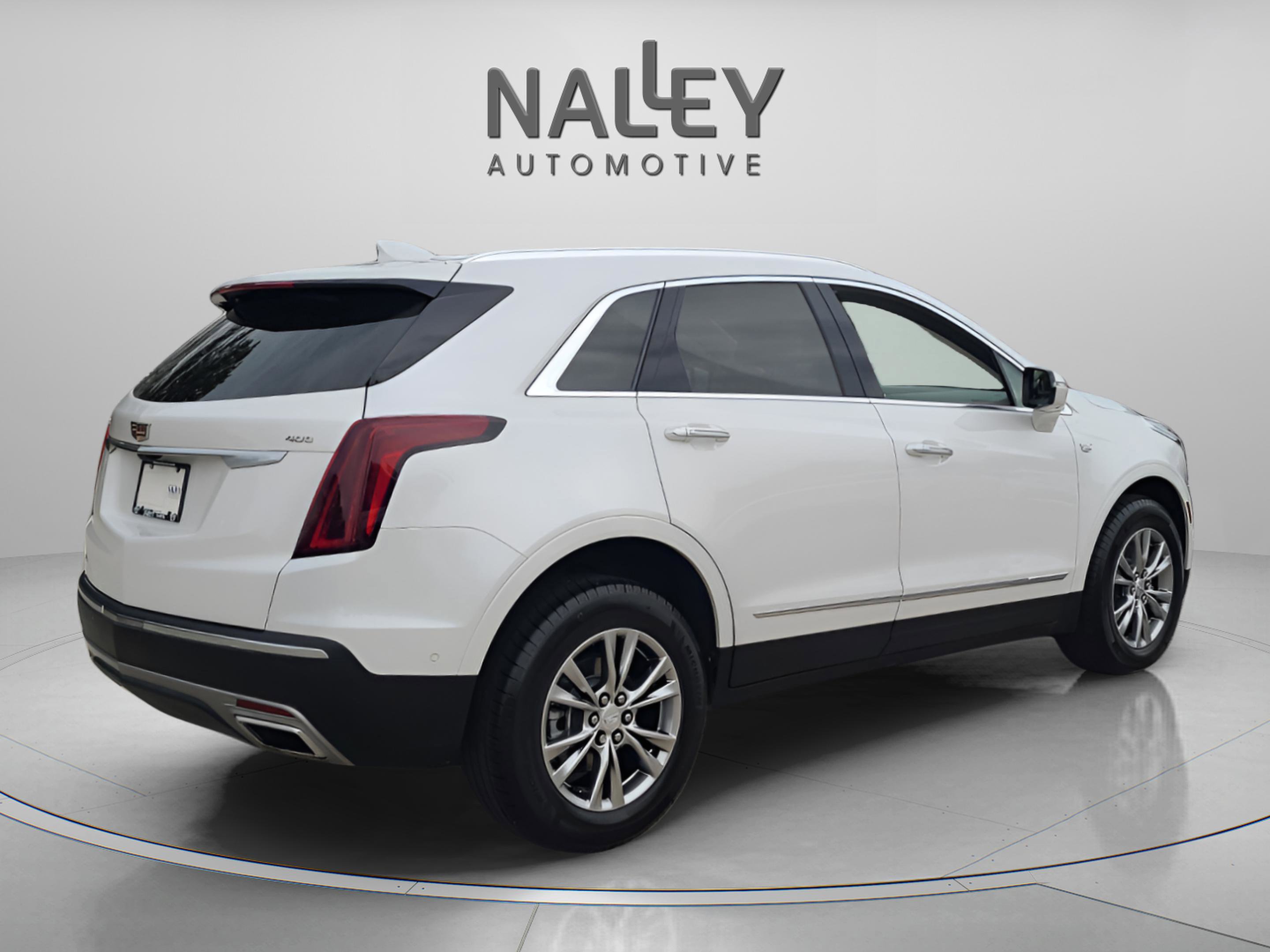 Used 2022 Cadillac XT5 Premium Luxury w/ Technology Package image 5
