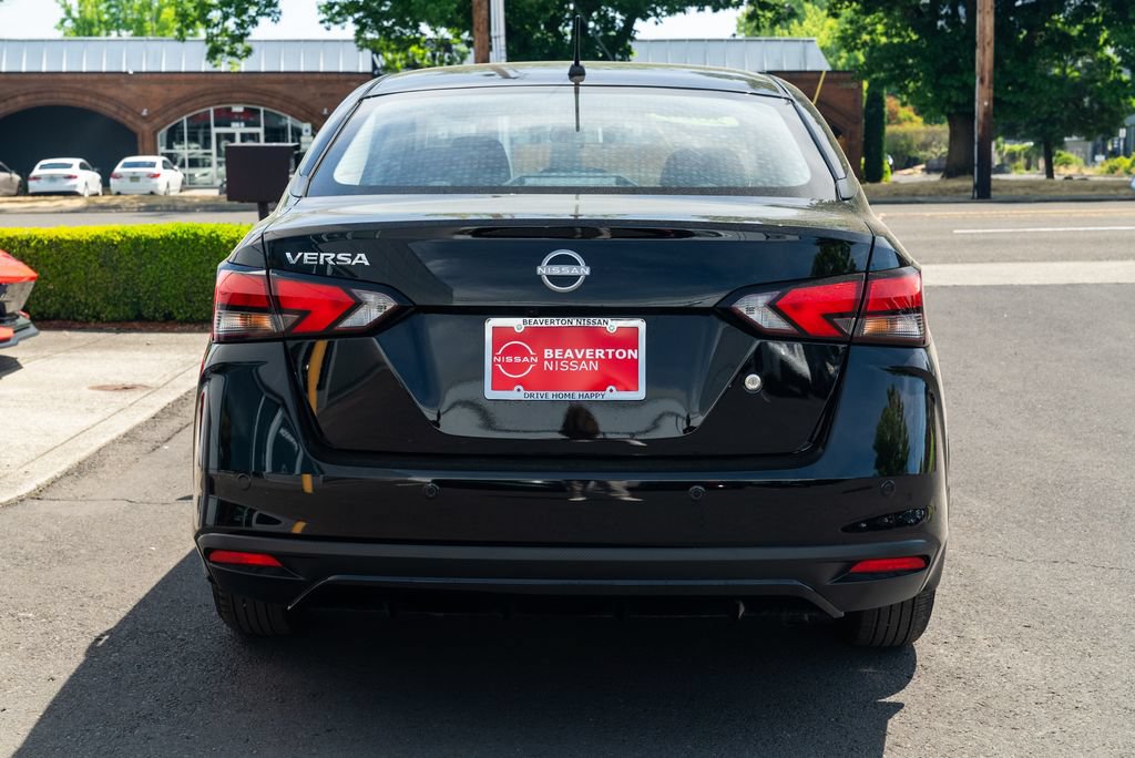 Certified 2025 Nissan Versa S w/ Trunk Package FWD image 5
