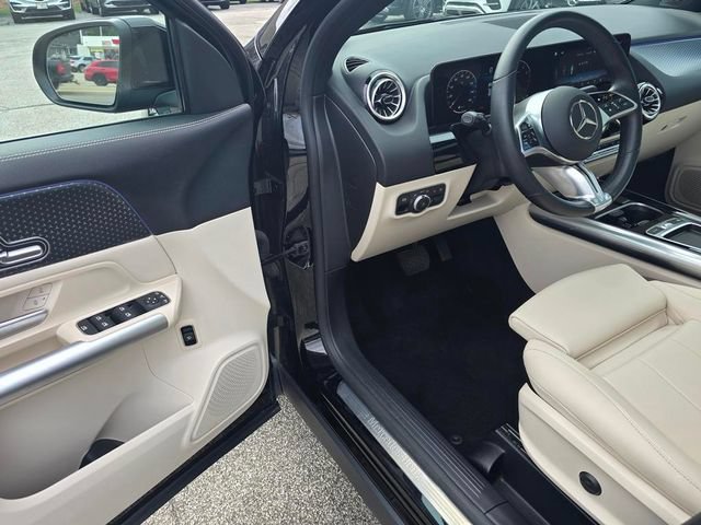 Certified 2025 Mercedes-Benz GLA 250 4MATIC image 12