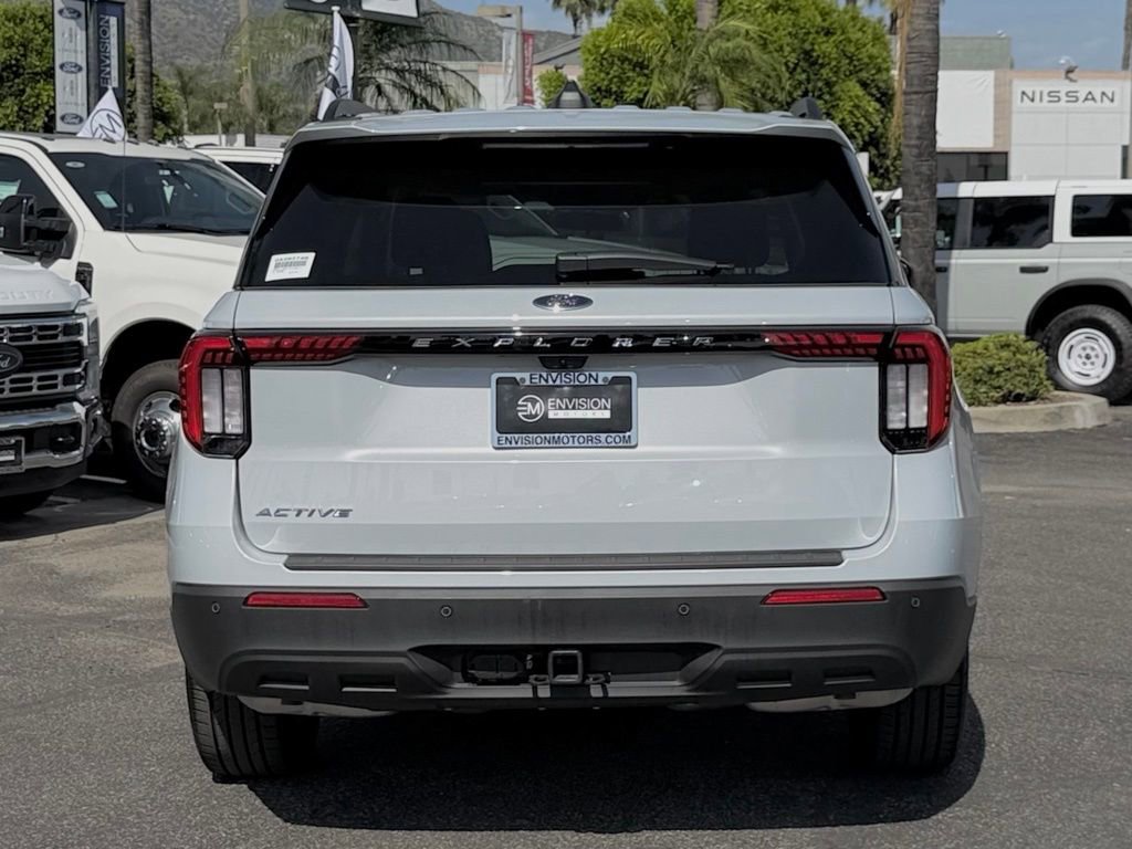 Used 2026 Ford Explorer Active RWD image 7