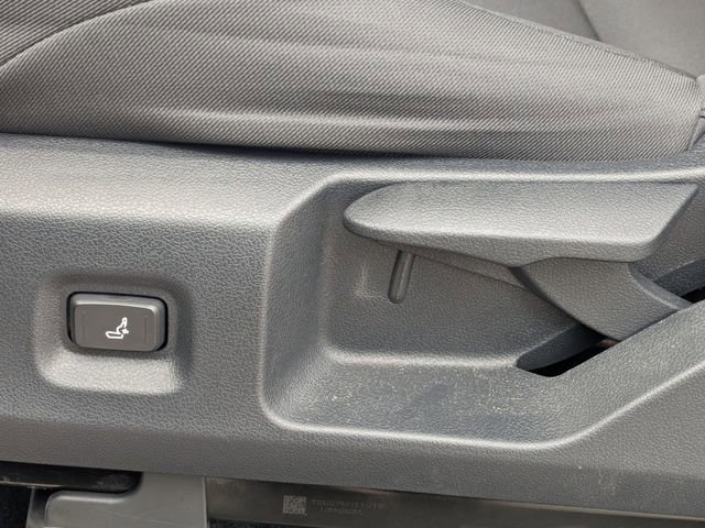 Certified 2025 Toyota Tacoma SR5 AWD/4WD image 15