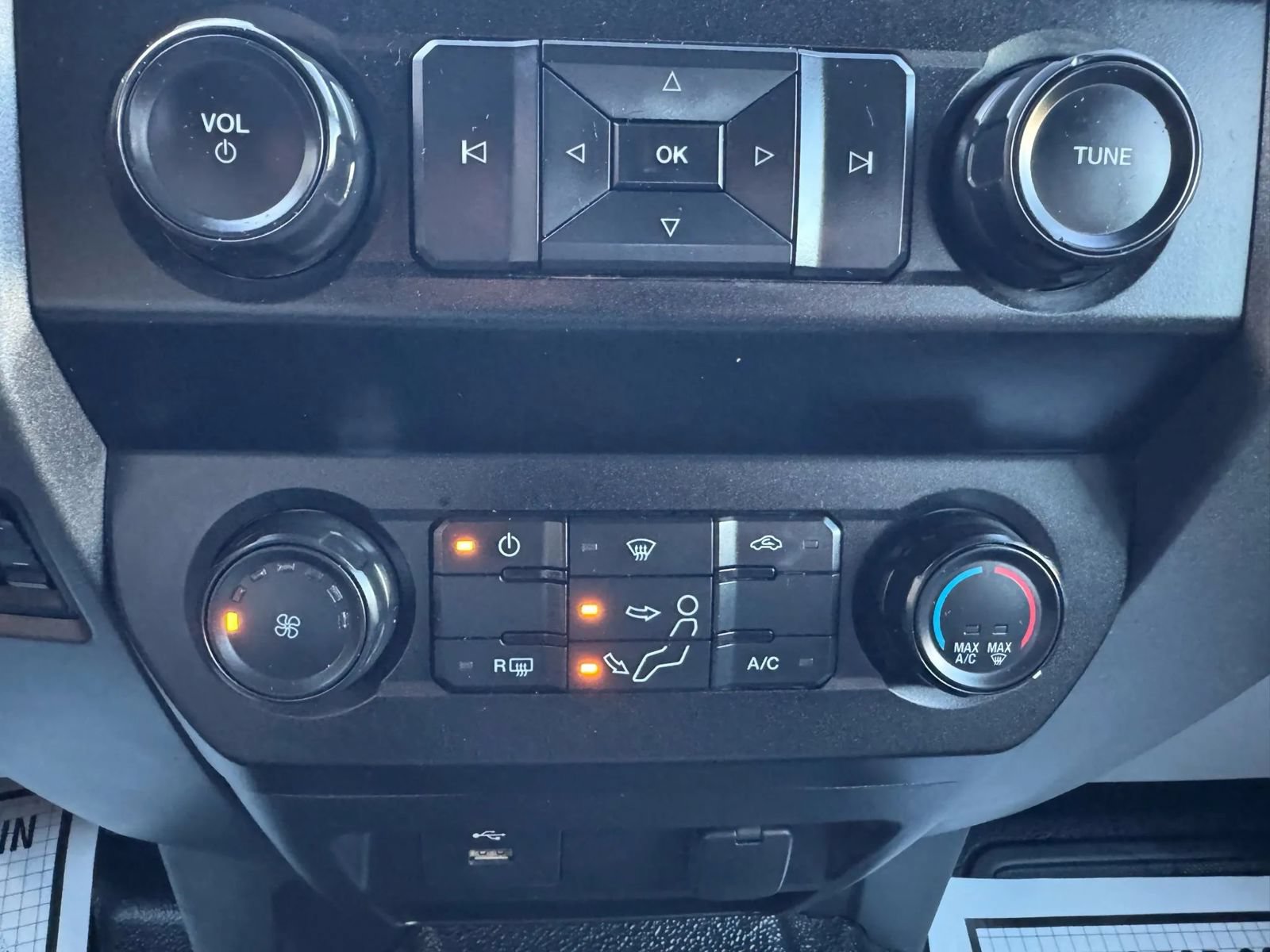 Used 2020 Ford F250 XL w/ Power Equipment Group AWD/4WD image 21