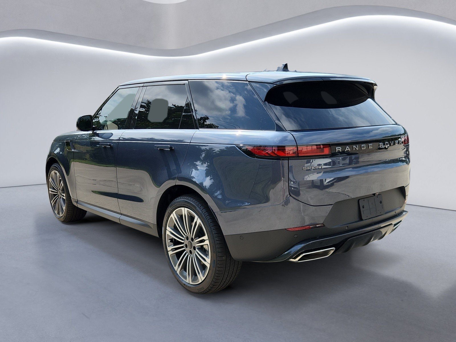 New 2026 Land Rover Range Rover Sport SE AWD/4WD image 4