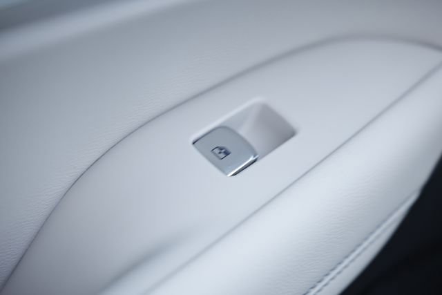 New 2025 Genesis G70 2.5T image 26