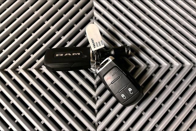 Used 2024 RAM 3500 Tradesman w/ Chrome Appearance Group image 11