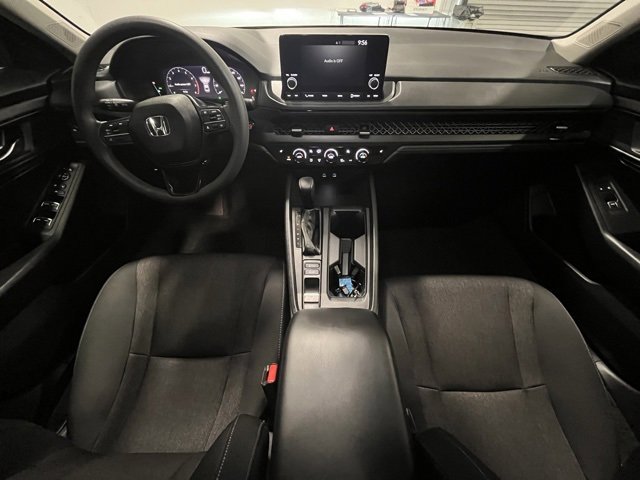 Used 2023 Honda Accord EX image 17