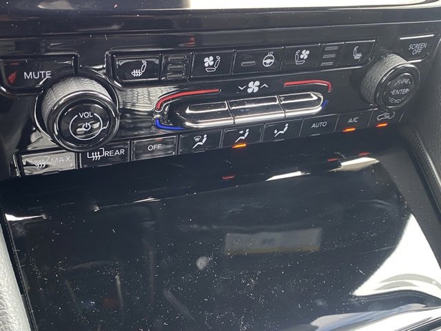 New 2025 Jeep Grand Cherokee Limited image 46