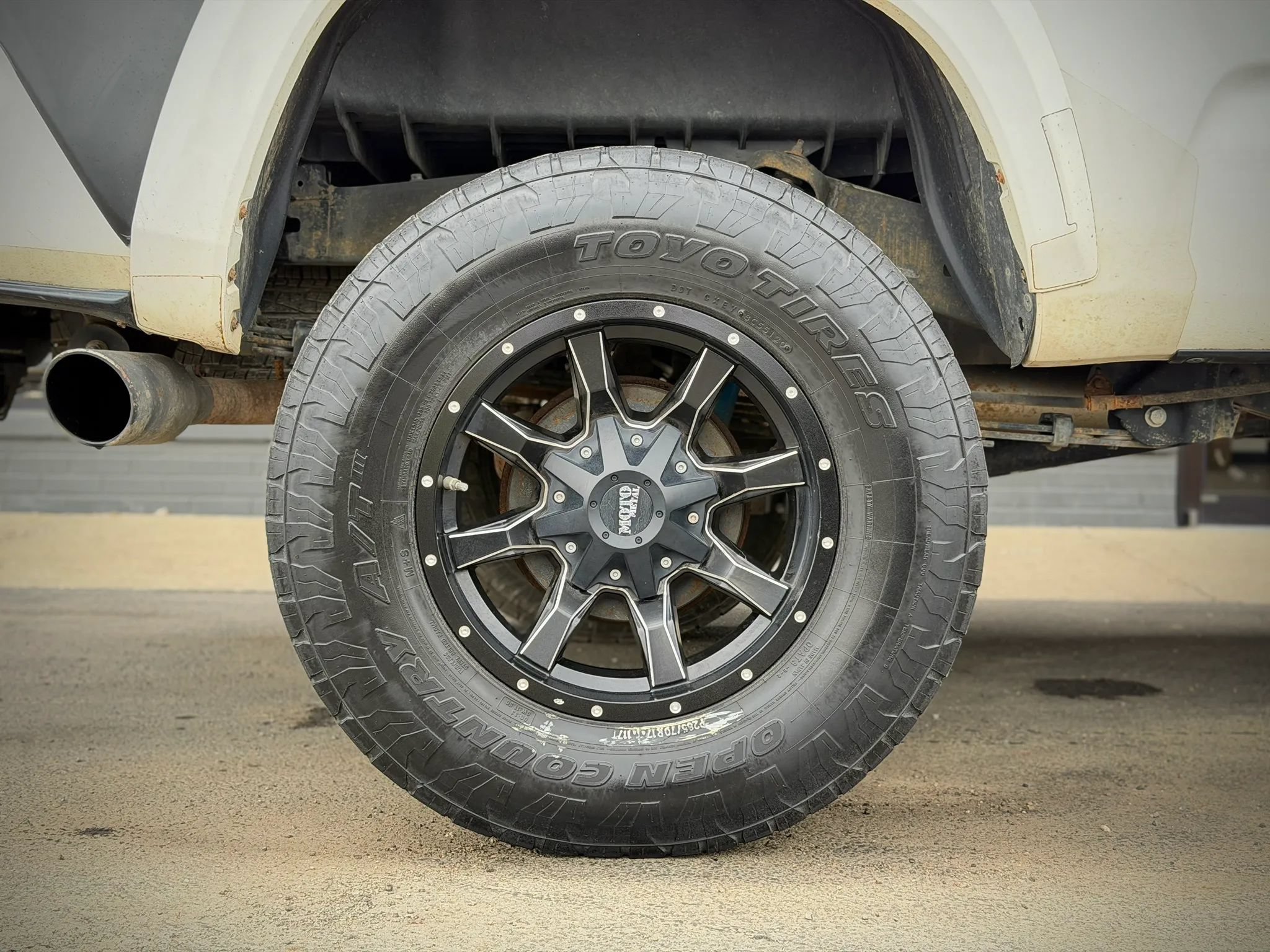 Used 2016 Toyota Tacoma TRD Sport w/ Towing Package AWD/4WD image 21