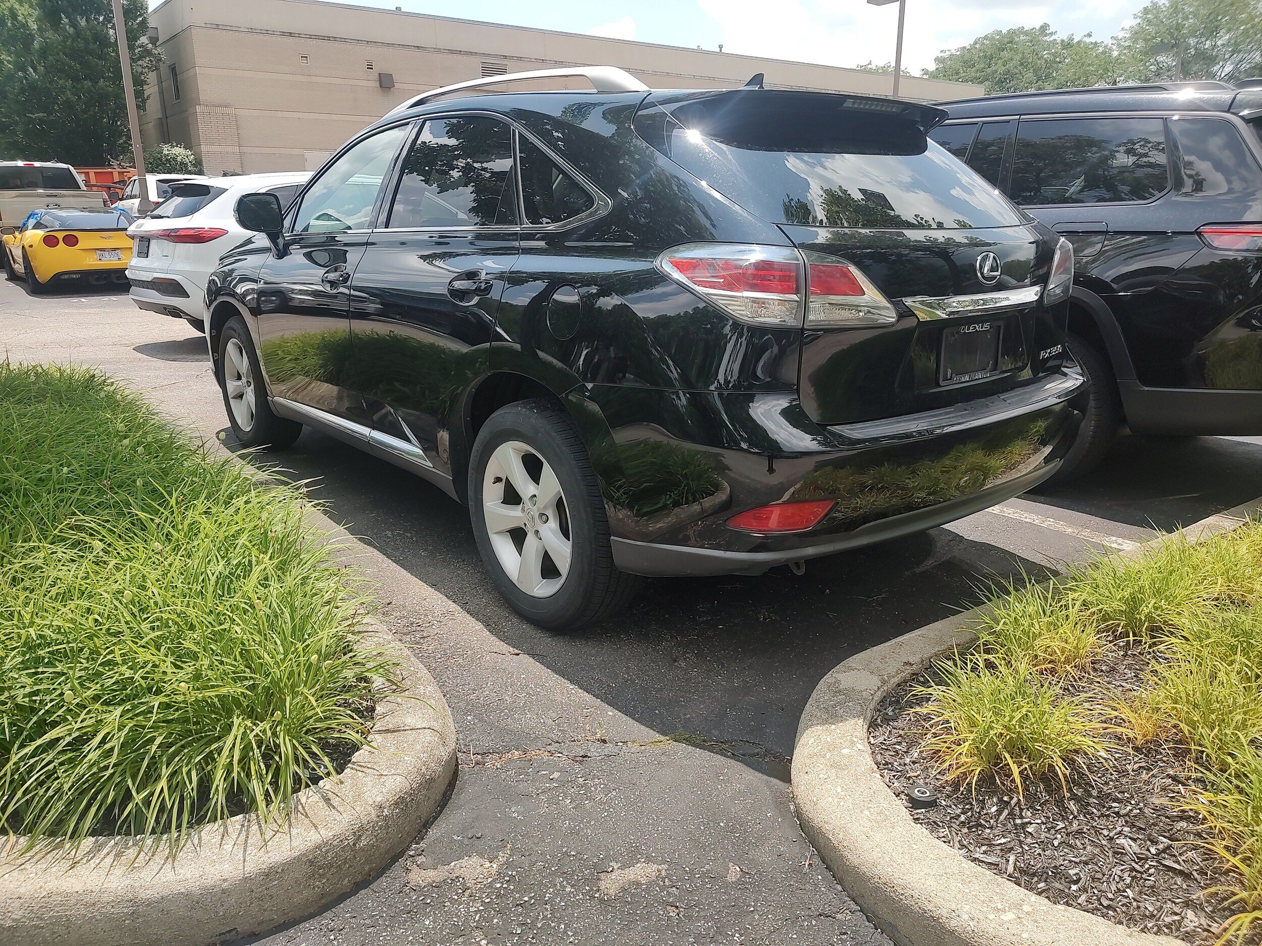 Used 2013 Lexus RX 350 AWD w/ Navigation Pkg image 3