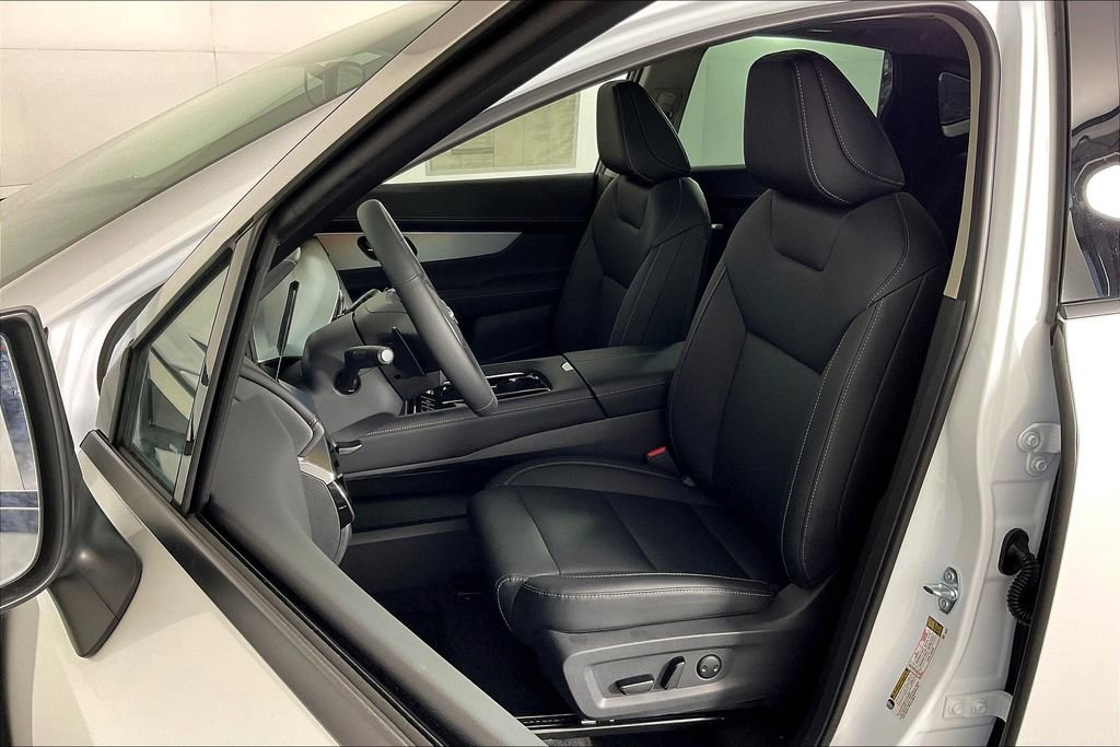 Used 2025 Nissan Murano SL image 14