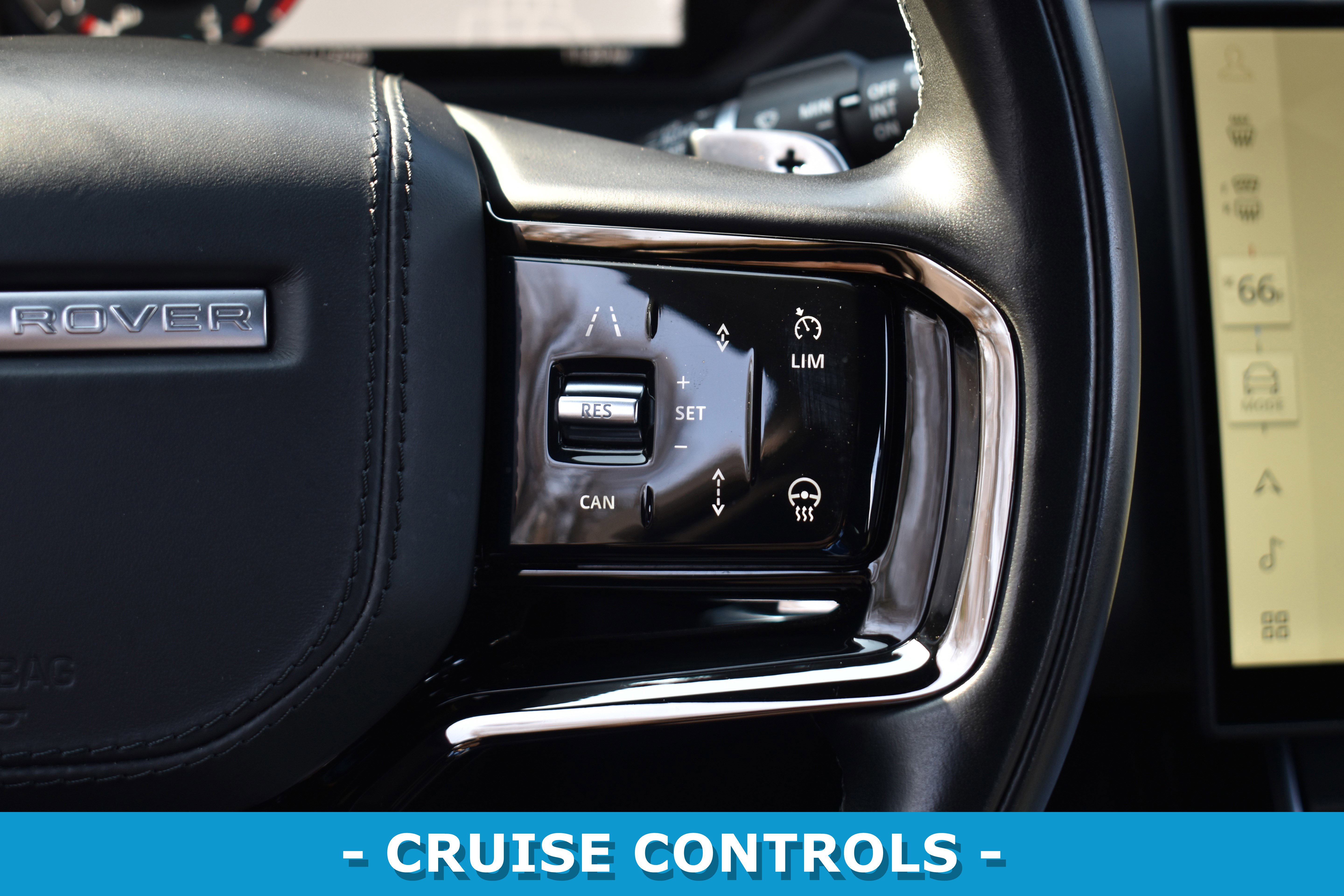 Used 2025 Land Rover Range Rover Velar Dynamic SE image 13