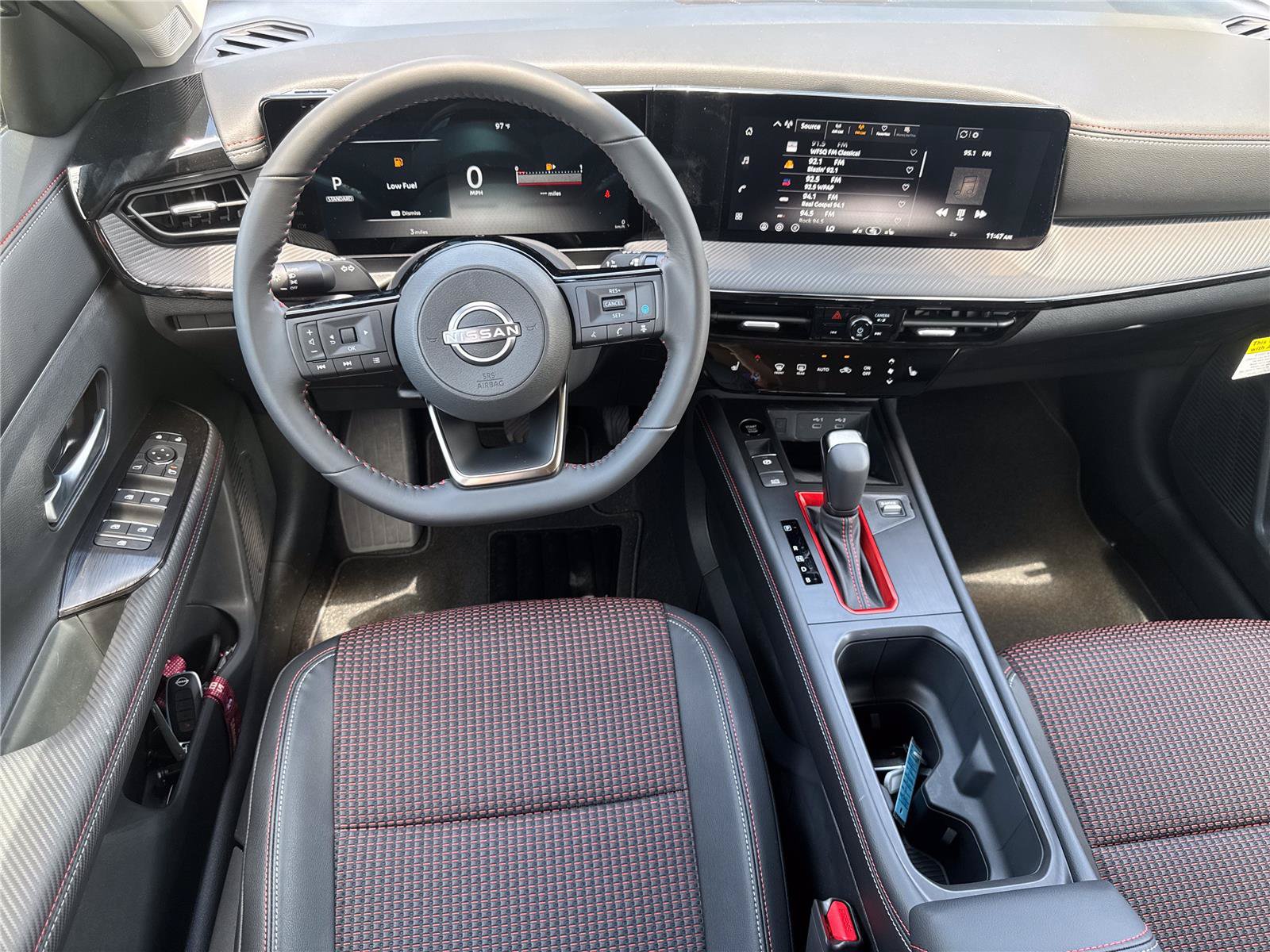 New 2026 Nissan Kicks SR w/ Cold Weather Package AWD/4WD image 14
