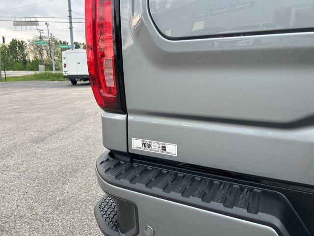 Used 2024 GMC Sierra 1500 Denali w/ Denali Reserve Package AWD/4WD image 11